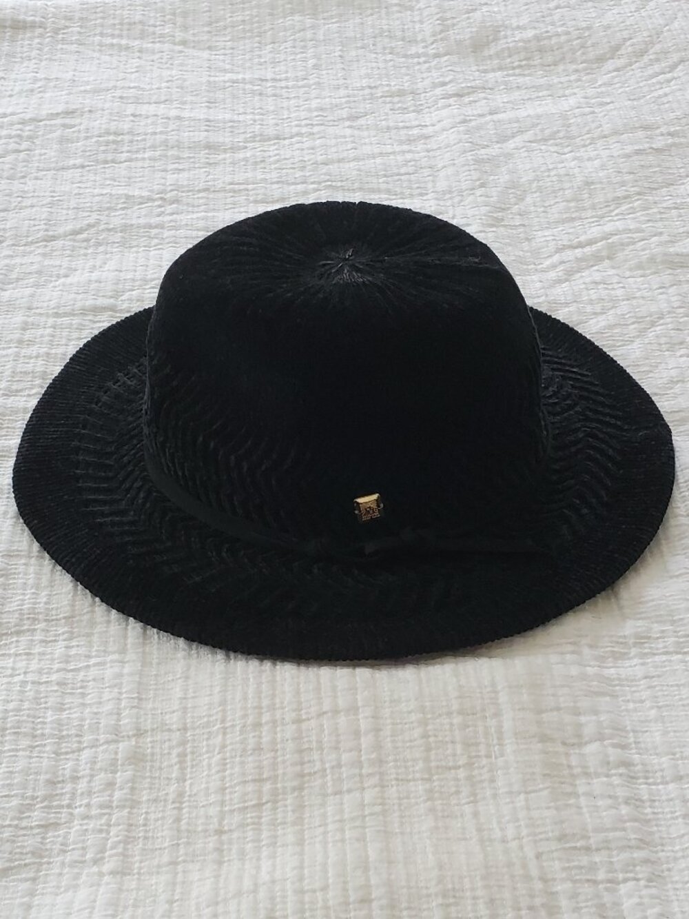 Anne Klein Soft Black Woven Hat - Picture 3 of 7